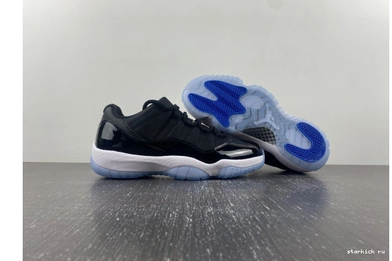 FV5104-004 Jam Space JORDAN  LOW 11 RETRO FV5104-004 0523